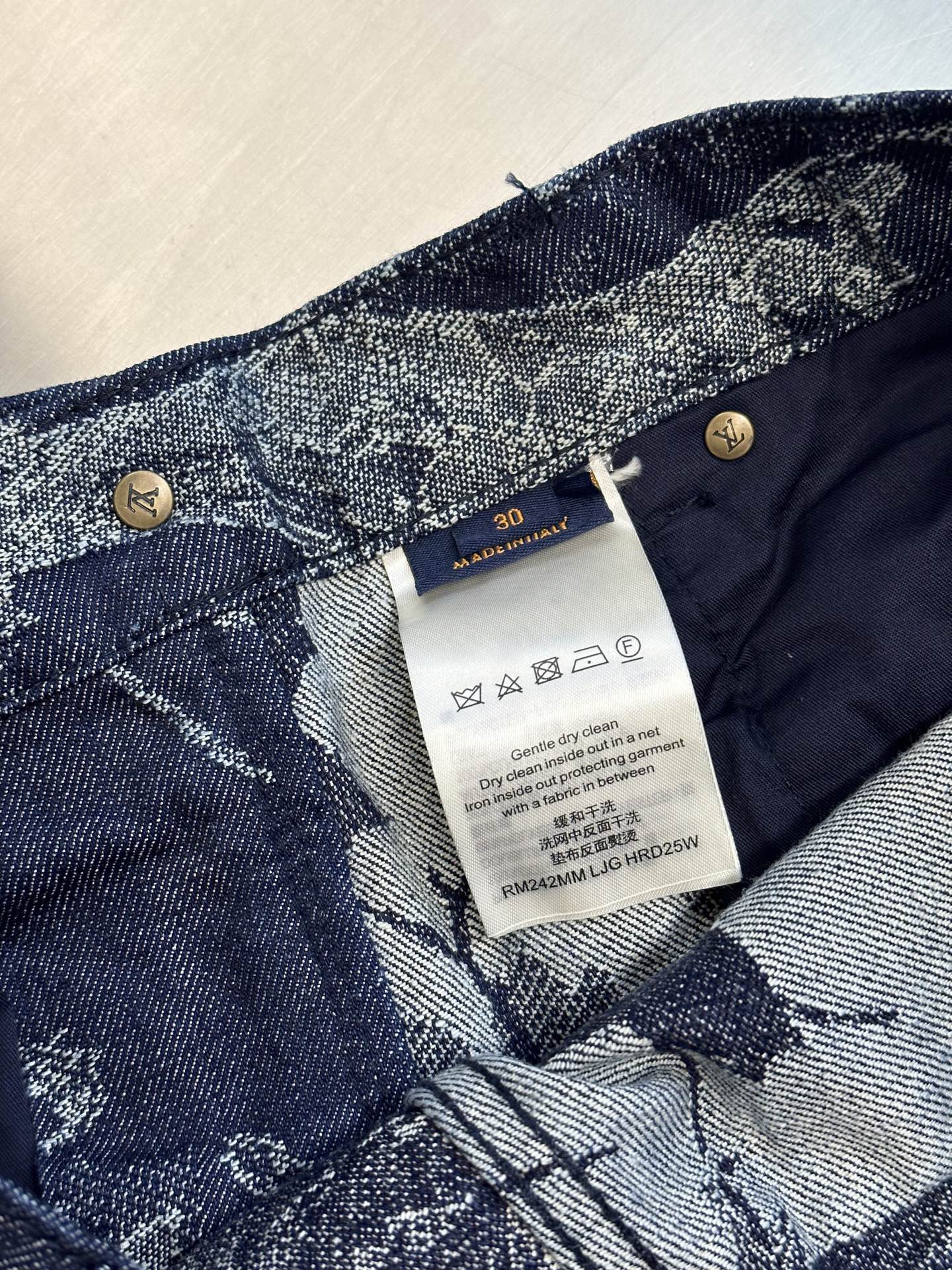 2e5406ecb5d68e6411f4b7456fd6dee9_1750258954_2519.jpg 2e5406ecb5d68e6411f4b7456fd6dee9_1750258954_2519.jpg