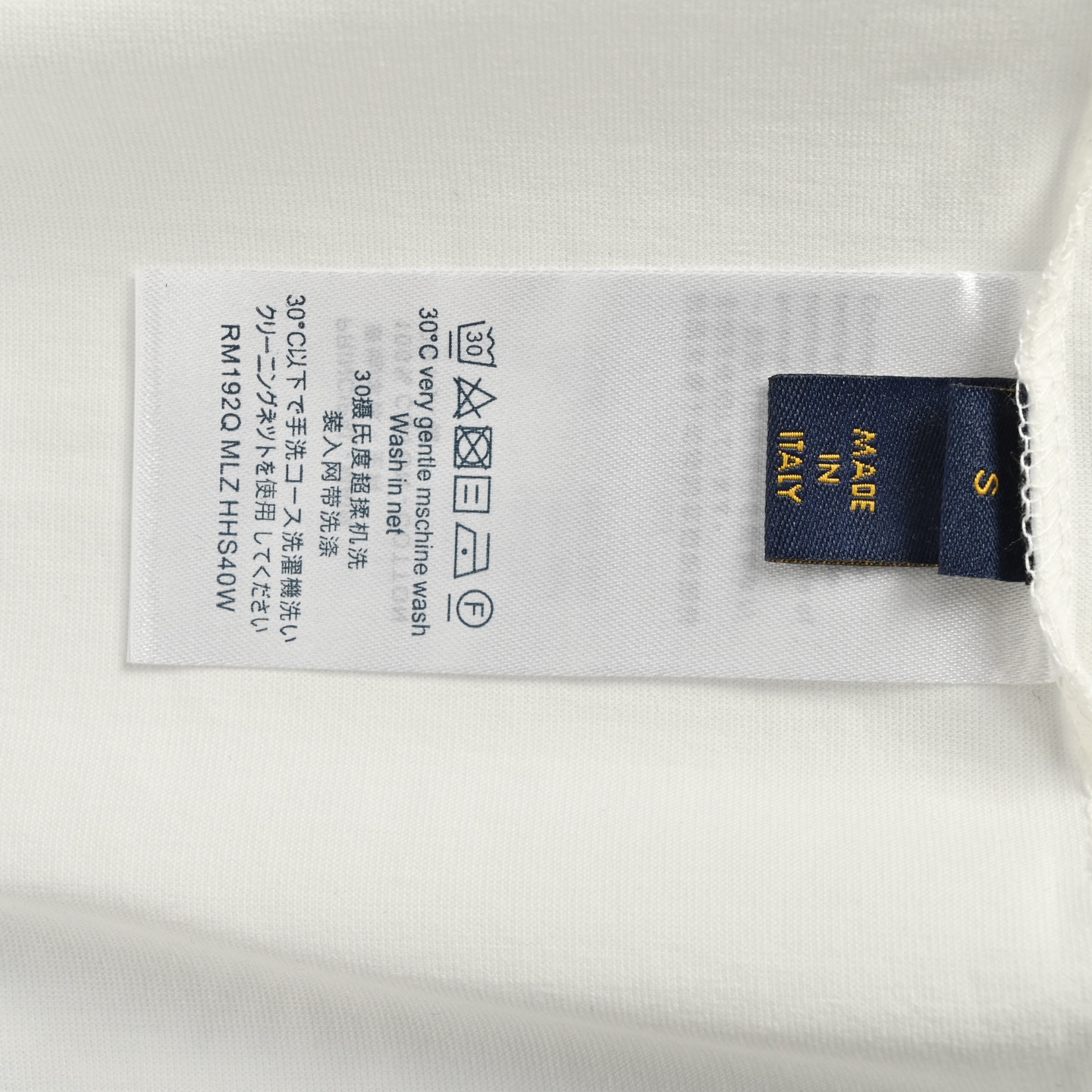 e686b882b4a5c6edffc4ddacbdb64946_1749742181_0975.jpg e686b882b4a5c6edffc4ddacbdb64946_1749742181_0975.jpg