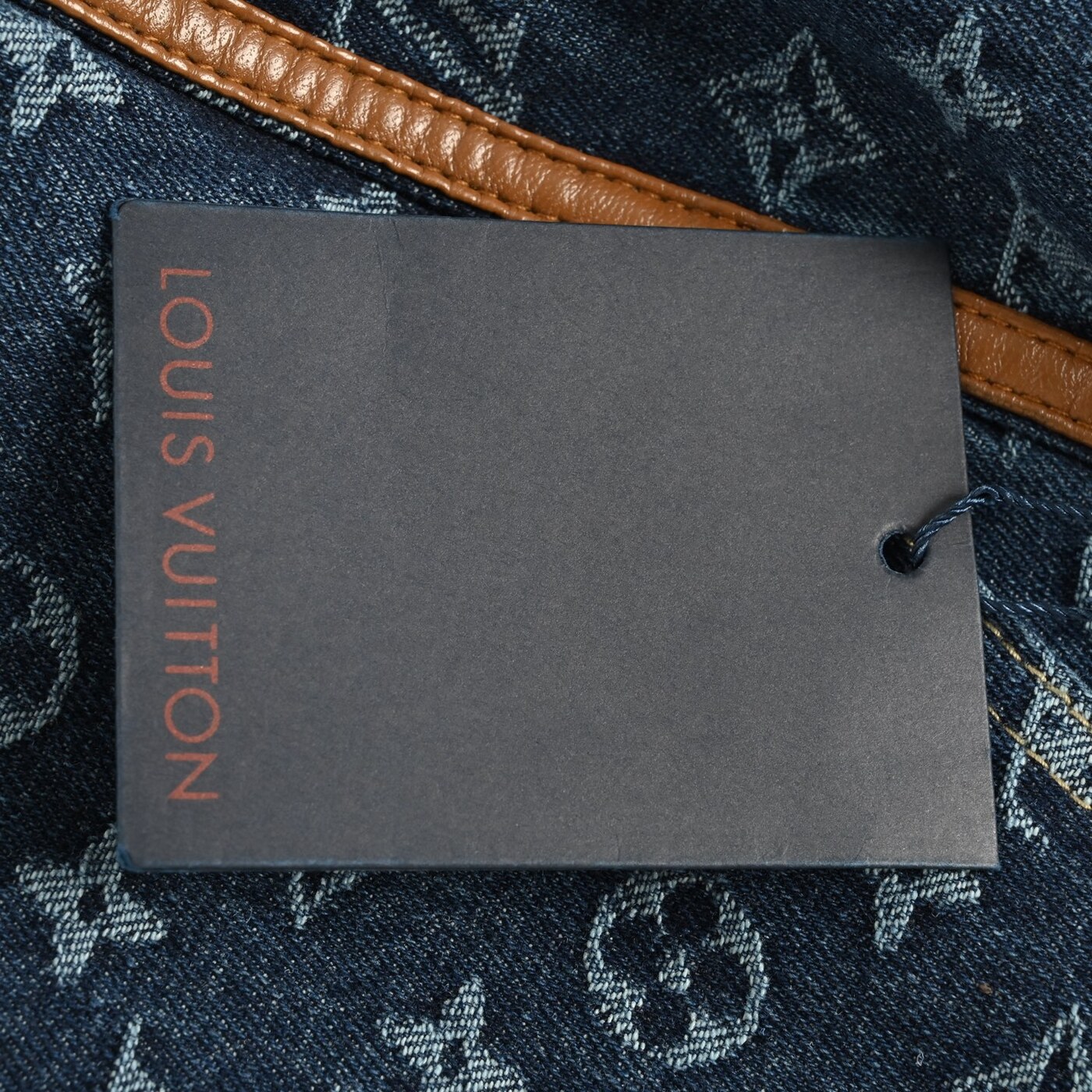 5b9d02b5f73482f39064f9915ee3ee1c_1758262411_7299.jpg 5b9d02b5f73482f39064f9915ee3ee1c_1758262411_7299.jpg