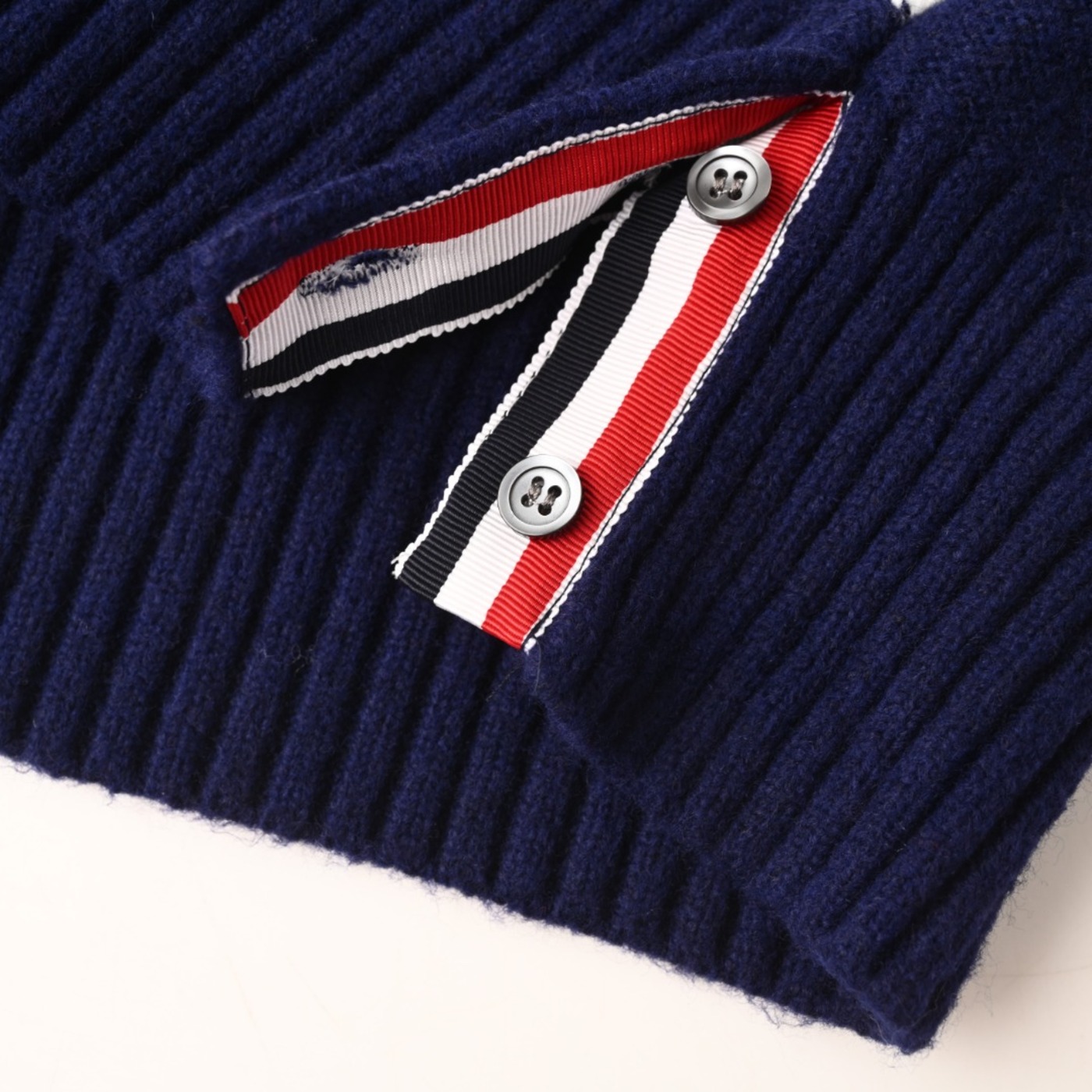 f3e3aba86c27660837135dca82555883_1758612614_0716.jpg f3e3aba86c27660837135dca82555883_1758612614_0716.jpg