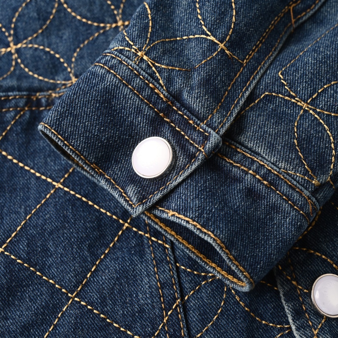 a739ac3e9be7a38eaf52cf3481afe6e1_1761893135_3395.jpg a739ac3e9be7a38eaf52cf3481afe6e1_1761893135_3395.jpg