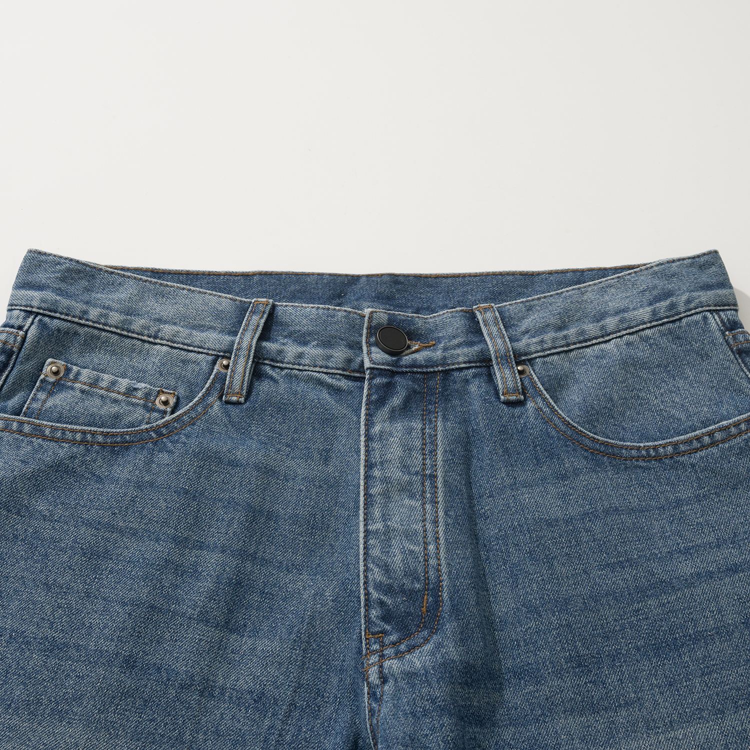 1e1c087a5a48cbe5b8f873f8f00c2123_1763456034_4736.jpg 1e1c087a5a48cbe5b8f873f8f00c2123_1763456034_4736.jpg