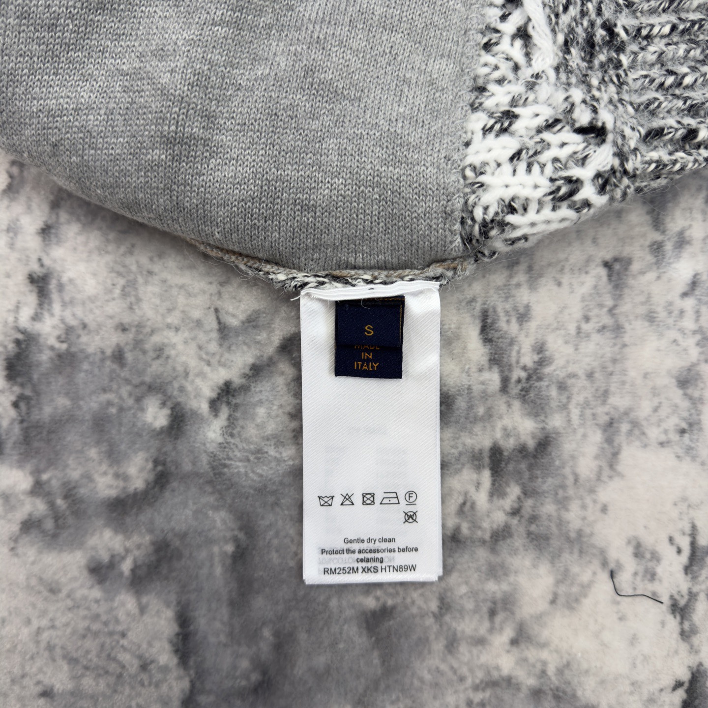 2b34b034e27fa85156bf99943b5f473c_1763027104_0117.jpg 2b34b034e27fa85156bf99943b5f473c_1763027104_0117.jpg