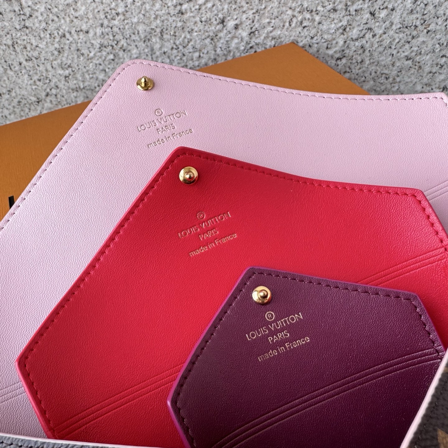 72f85186e9422b79d2f68ef948aab9a4_1763543656_4964.jpg 72f85186e9422b79d2f68ef948aab9a4_1763543656_4964.jpg