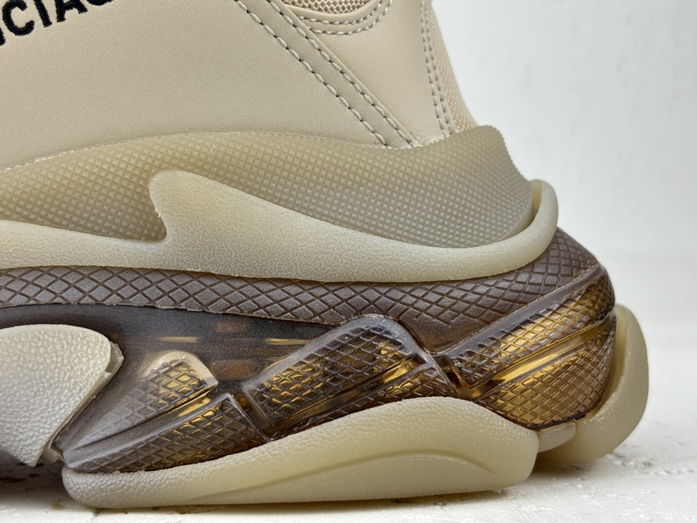 d4be0bc4a21003508512a8cd5dc321f0_1763112621_1844.jpg d4be0bc4a21003508512a8cd5dc321f0_1763112621_1844.jpg