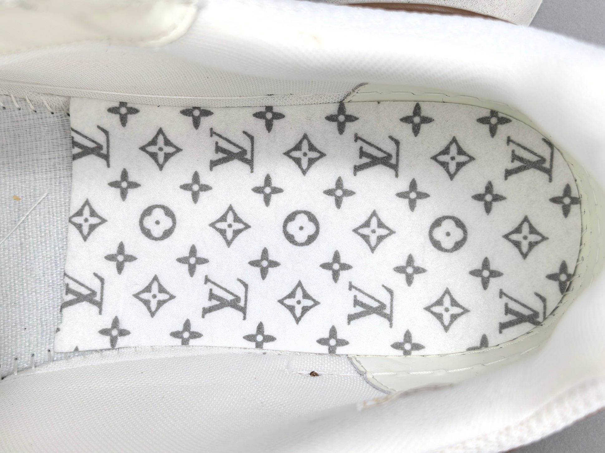 e3c450e2b33a0fbabf270c4c4b7b02ec_1762333670_1112.jpg e3c450e2b33a0fbabf270c4c4b7b02ec_1762333670_1112.jpg