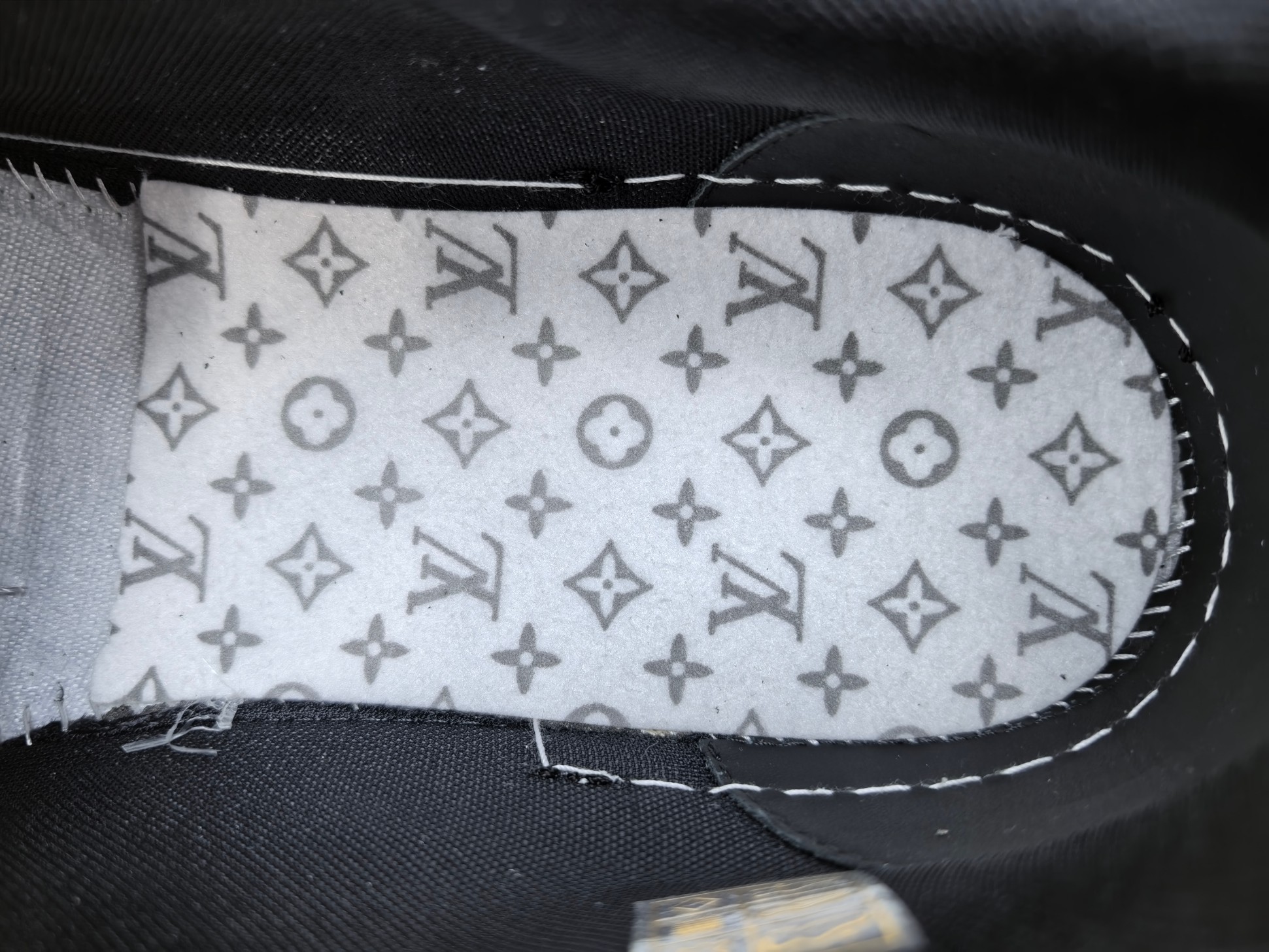 e3c450e2b33a0fbabf270c4c4b7b02ec_1762334209_6866.jpg e3c450e2b33a0fbabf270c4c4b7b02ec_1762334209_6866.jpg