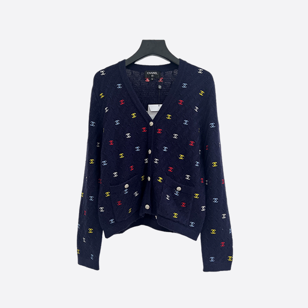 シャネルブルーカーディガン