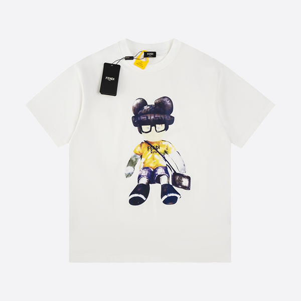 フェンディの 25SS 新作プリントTシャツ