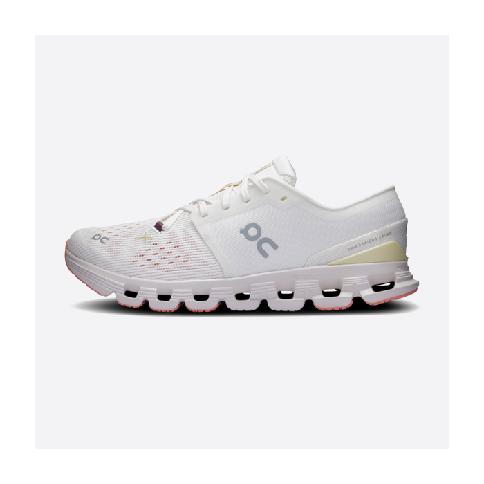 On ランニング Cloud X4 ロートップトレーニングシューズ 3WE30071217