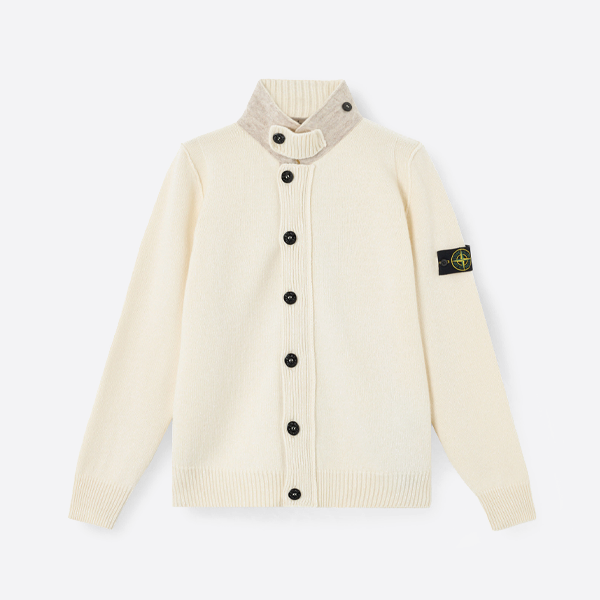 ストーンアイランド スリーブバッジ カーディガン セーター