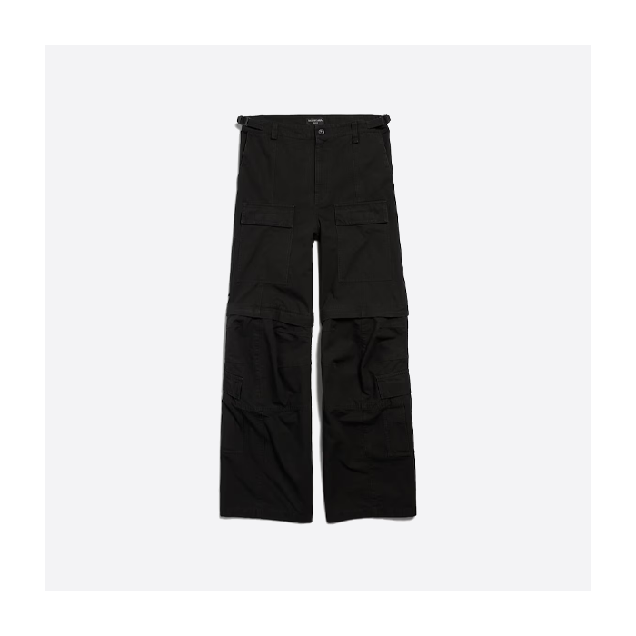 バレンシアガのポケットカーゴパンツ