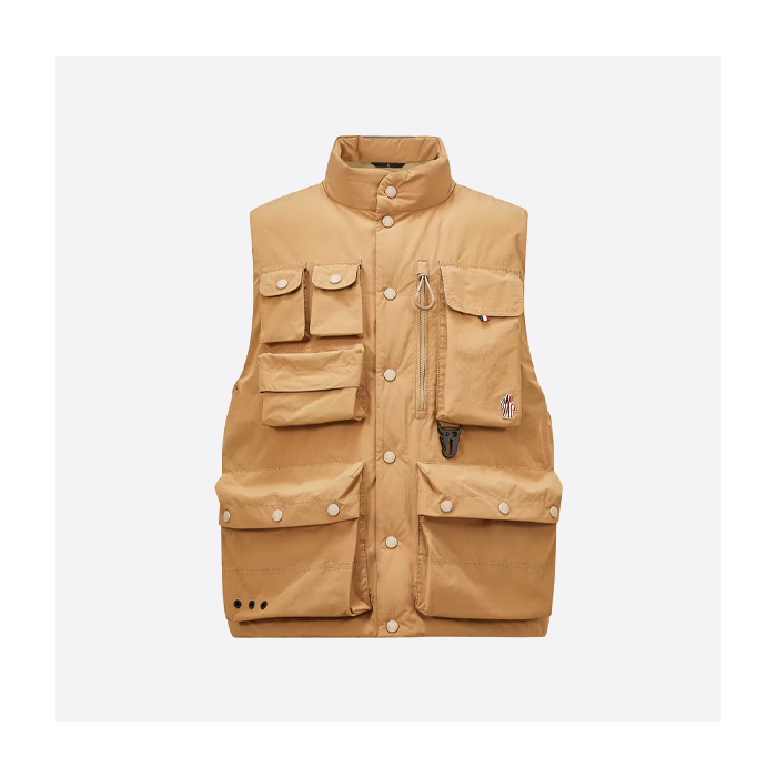 モンクレール グースダウンベスト（カーキ）