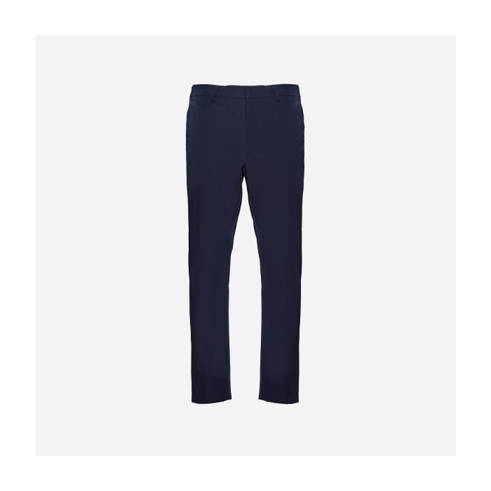 プラダのトライアングルラベルのスーツパンツ