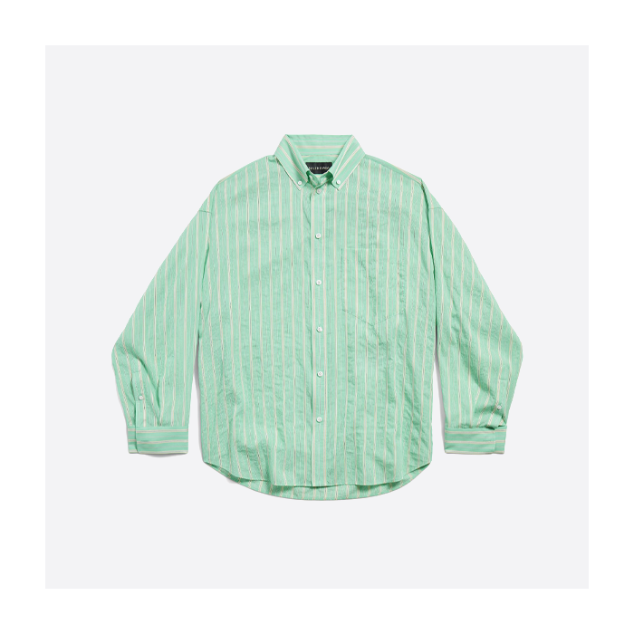 バレンシアガの縦縞シャツ