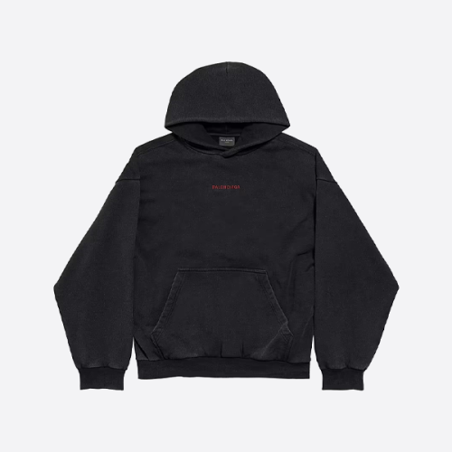 前面と背面に赤い文字の刺繍が施されたバレンシアガのフード付きスウェットシャツ