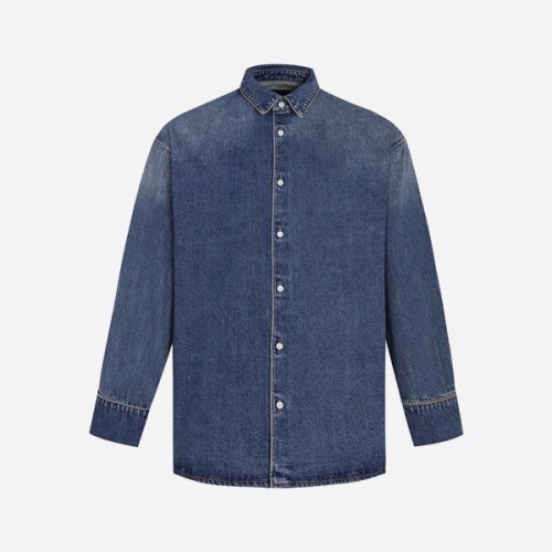 背中にネームプレートが付いたプラダのデニムジャケット、ブルー